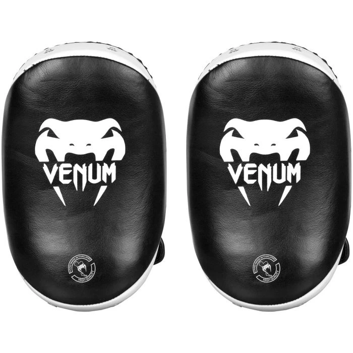 CITY FIGHT SHOP VENUM KICK PADS LEATHER-BLACK/WHT COACHING 3 CITY FIGHT SHOP VENUM KICK PADS LEATHER-BLACK/WHT COACHING