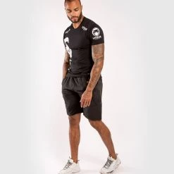 CITY FIGHT SHOP VENUM GIANT T-SHIRT - BLACK