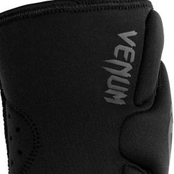 CITY FIGHT SHOP KNEE PADS VENUM KONTACT GEL KNEE PAD - BLK