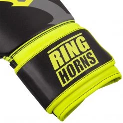 CITY FIGHT SHOP RINGHORNS CHARGER BOXING GLOVES - Black/Neon Yellow RINGHORNS BOXING GLOVES 8 CITY FIGHT SHOP RINGHORNS CHARGER BOXING GLOVES - Black/Neon Yellow RINGHORNS BOXING GLOVES