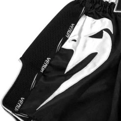 FIGHT/TRAINING SHORTS VENUM GIANT MUAY THAI SHORTS - BLACK/WHITE