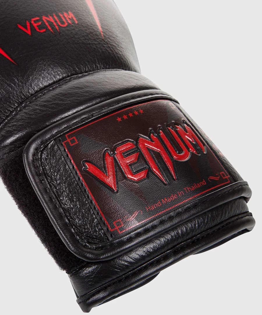 CITY FIGHT SHOP VENUM GIANT 3.0 BOXING GLOVES - NAPPA LEATHER - Black Devil VENUM BOXING GLOVES 5 CITY FIGHT SHOP VENUM GIANT 3.0 BOXING GLOVES - NAPPA LEATHER - Black Devil VENUM BOXING GLOVES