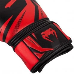 CITY FIGHT SHOP VENUM CHALLENGER 3.0 BOXING GLOVES - Black/Red