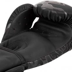 CITY FIGHT SHOP VENUM DRAGON'S FLIGHT BOXING GLOVES - Black/Black