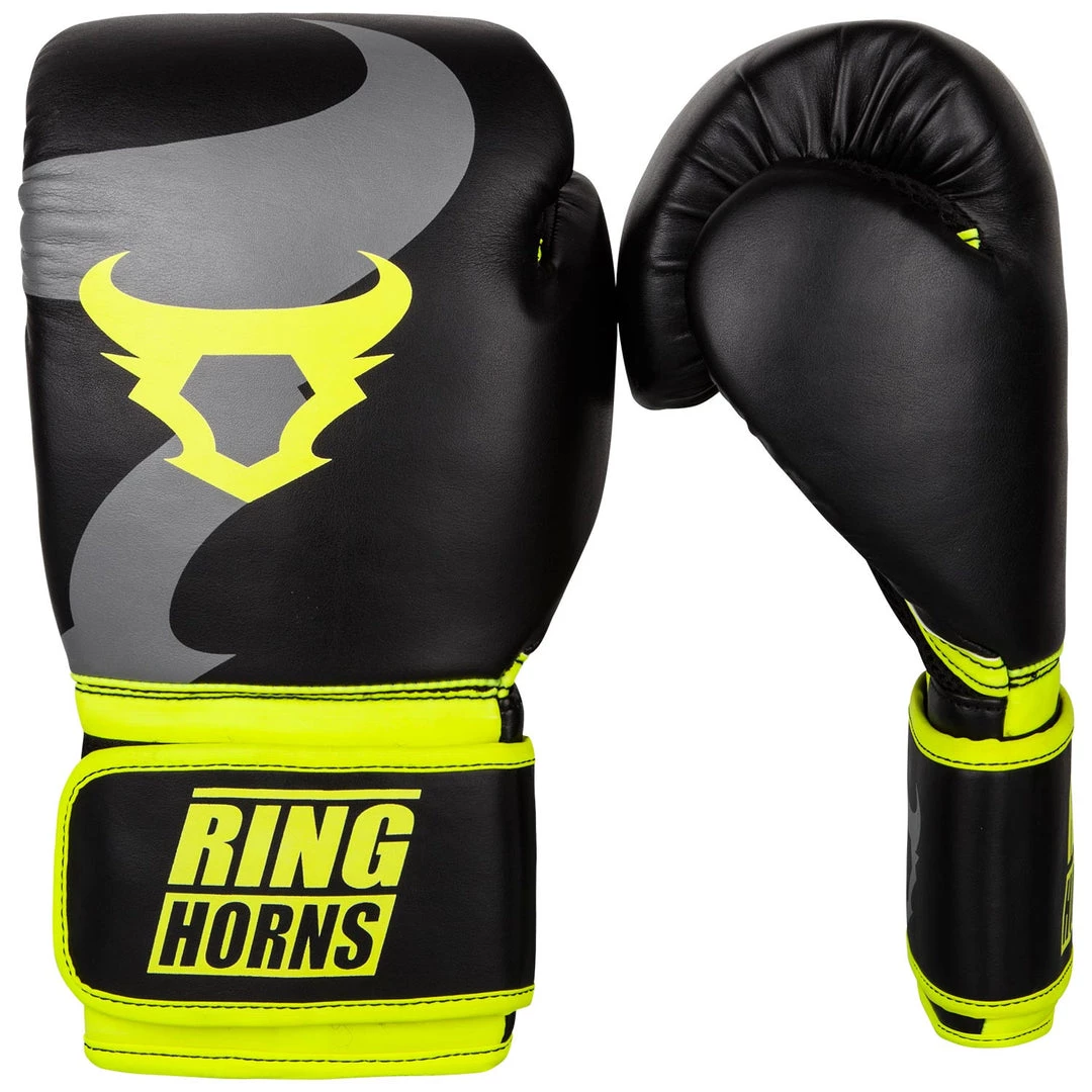 CITY FIGHT SHOP RINGHORNS CHARGER BOXING GLOVES - Black/Neon Yellow RINGHORNS BOXING GLOVES 3 CITY FIGHT SHOP RINGHORNS CHARGER BOXING GLOVES - Black/Neon Yellow RINGHORNS BOXING GLOVES